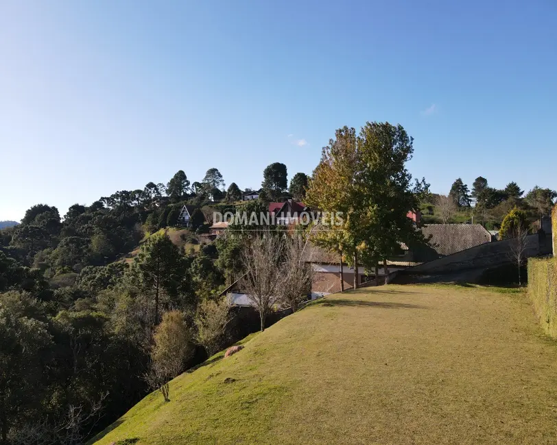 Foto 1 de Terreno / Lote à venda, 2100m2 em Campos Do Jordao - SP