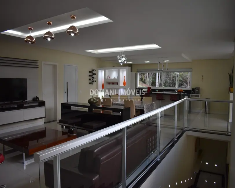 Foto 9 de Casa de Condomínio com 3 quartos à venda, 430m2 em Campos Do Jordao - SP