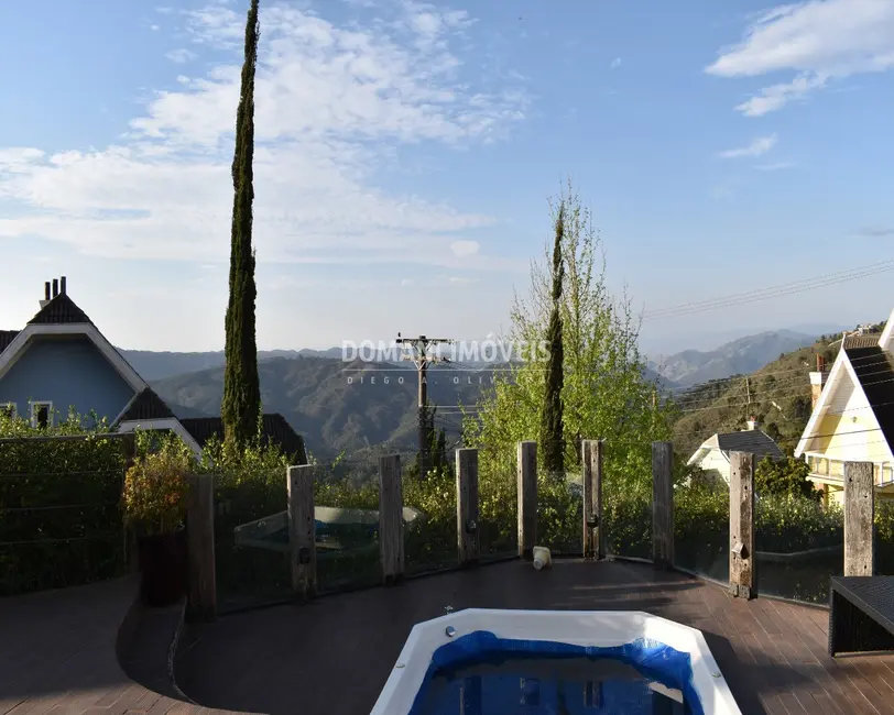 Foto 5 de Casa de Condomínio com 4 quartos à venda, 210m2 em Campos Do Jordao - SP