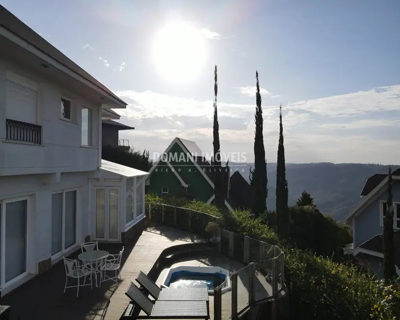 Foto 4 de Casa de Condomínio com 4 quartos à venda, 210m2 em Campos Do Jordao - SP