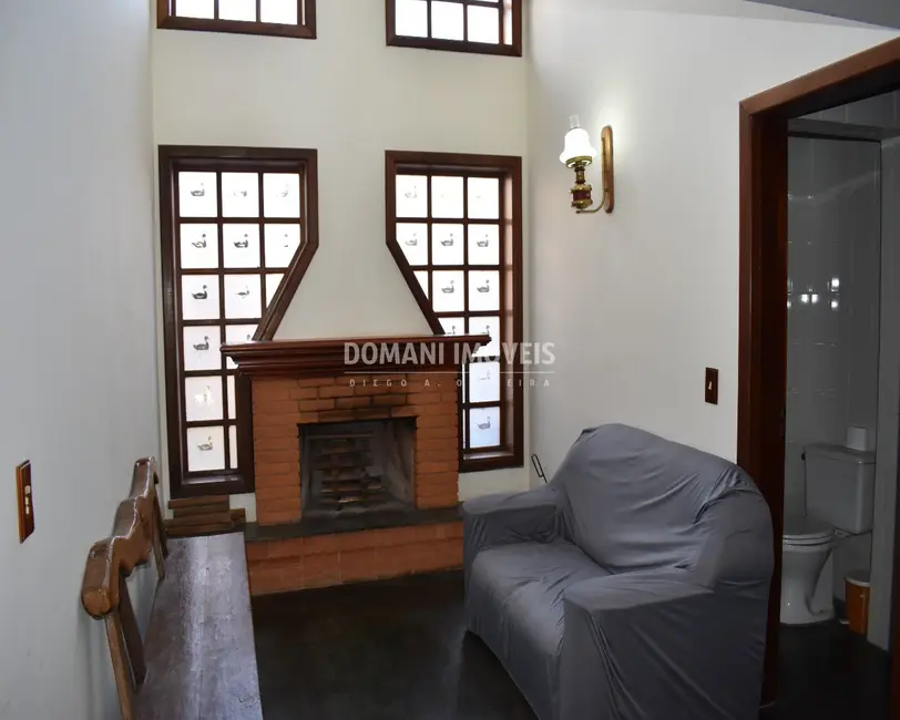 Foto 7 de Casa de Condomínio com 3 quartos à venda, 270m2 em Campos Do Jordao - SP
