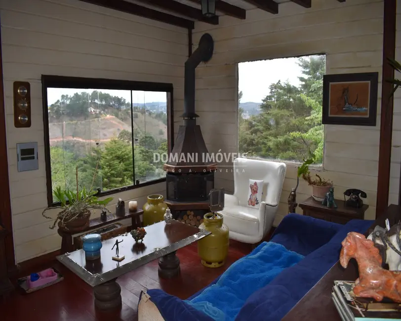 Foto 7 de Casa com 3 quartos à venda, 142m2 em Campos Do Jordao - SP