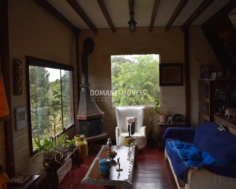 Foto 9 de Casa com 3 quartos à venda, 142m2 em Campos Do Jordao - SP