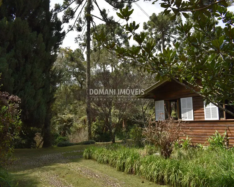 Foto 2 de Sítio / Rancho com 4 quartos à venda em Campos Do Jordao - SP