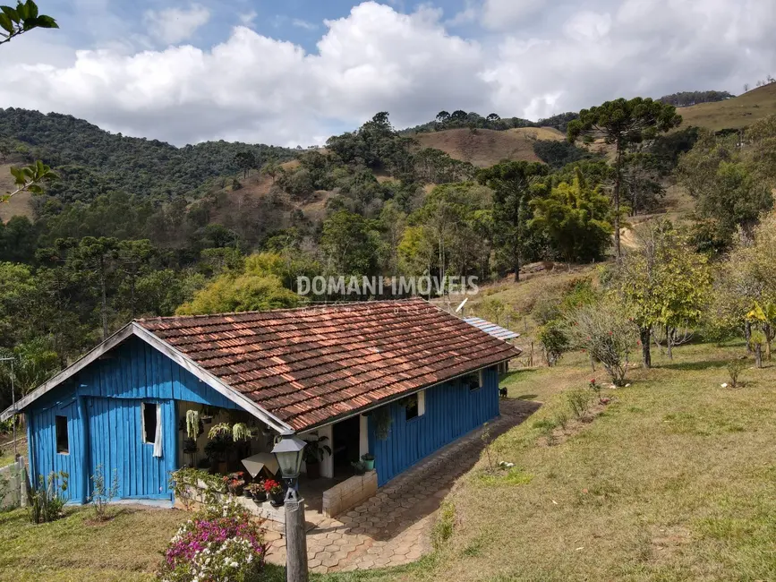 Foto 2 de Sítio / Rancho com 3 quartos à venda em Campos Do Jordao - SP