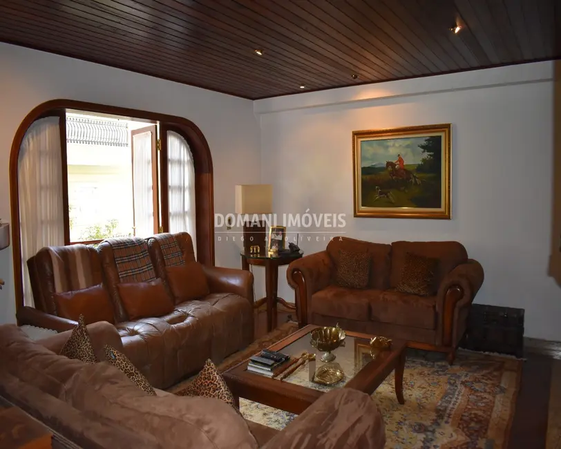 Apartamento com 4 quartos à venda, 170m2 em Campos Do Jordao - SP - imagem 6 Foto 6 de Apartamento com 4 quartos à venda, 170m2 em Campos Do Jordao - SP