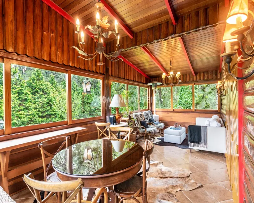 Foto 7 de Casa com 4 quartos à venda, 722m2 em Campos Do Jordao - SP