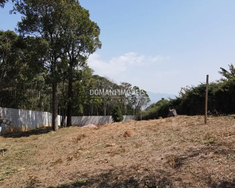 Foto 1 de Terreno / Lote à venda, 1100m2 em Campos Do Jordao - SP