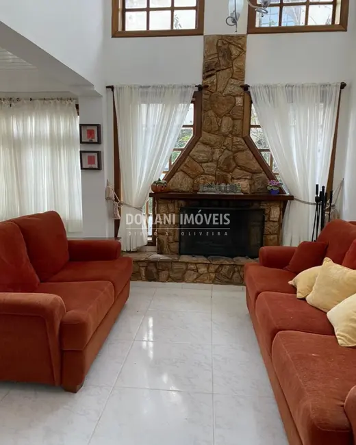 Foto 5 de Casa de Condomínio com 3 quartos à venda, 240m2 em Campos Do Jordao - SP