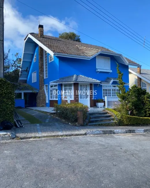 Foto 1 de Casa de Condomínio com 3 quartos à venda, 240m2 em Campos Do Jordao - SP