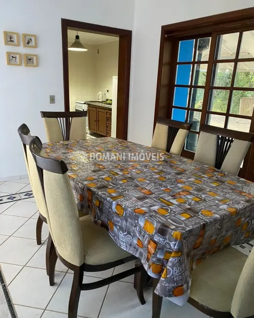 Foto 8 de Casa de Condomínio com 3 quartos à venda, 240m2 em Campos Do Jordao - SP