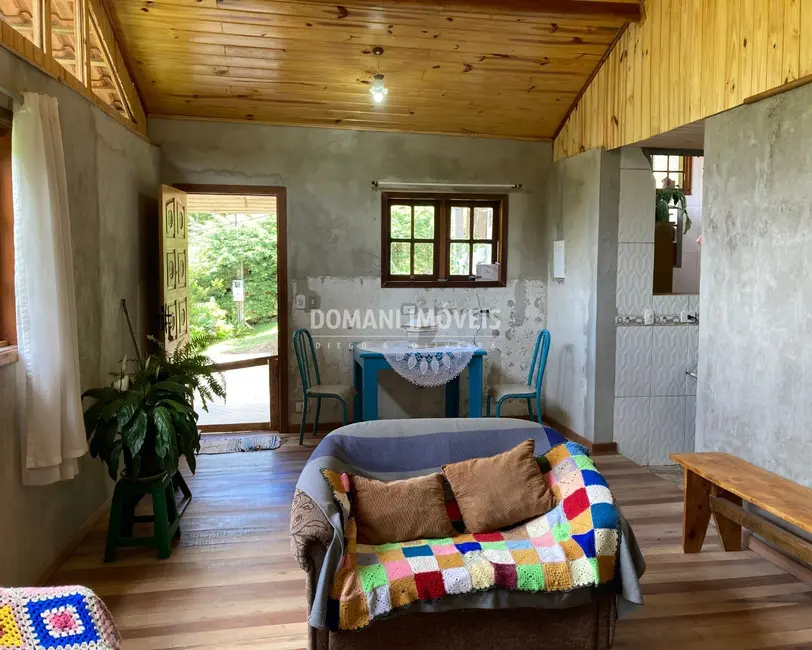 Foto 8 de Casa com 3 quartos à venda e para alugar, 160m2 em Campos Do Jordao - SP