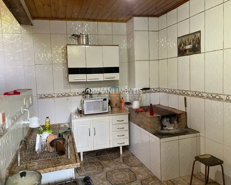 Foto 9 de Casa com 3 quartos à venda e para alugar, 160m2 em Campos Do Jordao - SP