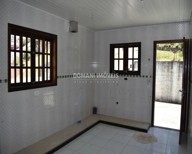 Foto 6 de Casa com 2 quartos à venda, 110m2 em Campos Do Jordao - SP