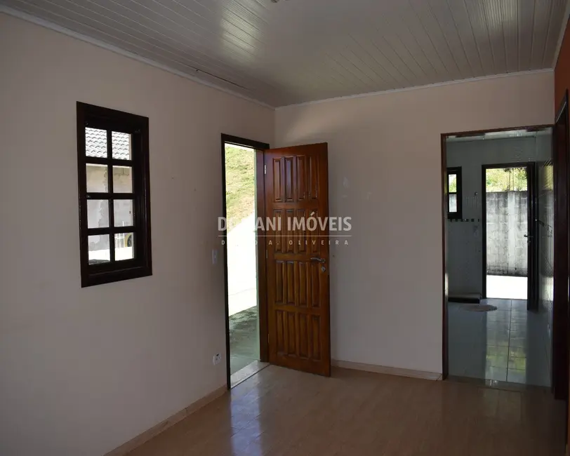 Foto 8 de Casa com 2 quartos à venda, 110m2 em Campos Do Jordao - SP