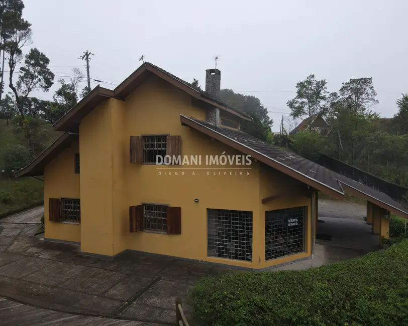 Casa com 5 quartos à venda, 255m2 em Campos Do Jordao - SP - imagem 5 Foto 5 de Casa com 5 quartos à venda, 255m2 em Campos Do Jordao - SP