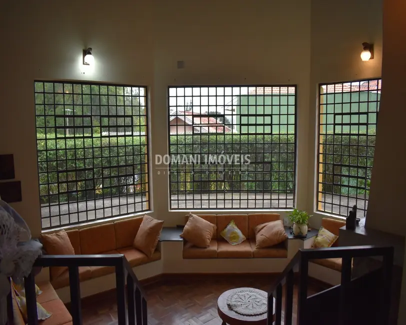 Casa com 5 quartos à venda, 255m2 em Campos Do Jordao - SP - imagem 7 Foto 7 de Casa com 5 quartos à venda, 255m2 em Campos Do Jordao - SP