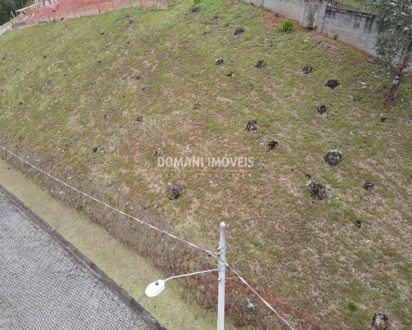 Foto 2 de Terreno / Lote à venda, 1530m2 em Campos Do Jordao - SP