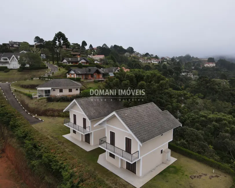 Foto 4 de Casa de Condomínio com 6 quartos à venda, 260m2 em Campos Do Jordao - SP