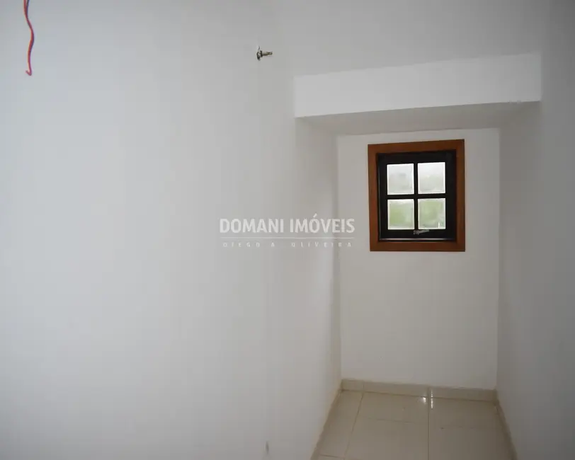 Casa de Condomínio com 3 quartos à venda, 130m2 em Campos Do Jordao - SP - imagem 9 Foto 9 de Casa de Condomínio com 3 quartos à venda, 130m2 em Campos Do Jordao - SP