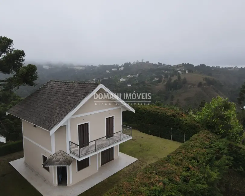 Casa de Condomínio com 3 quartos à venda, 130m2 em Campos Do Jordao - SP - imagem 5 Foto 5 de Casa de Condomínio com 3 quartos à venda, 130m2 em Campos Do Jordao - SP