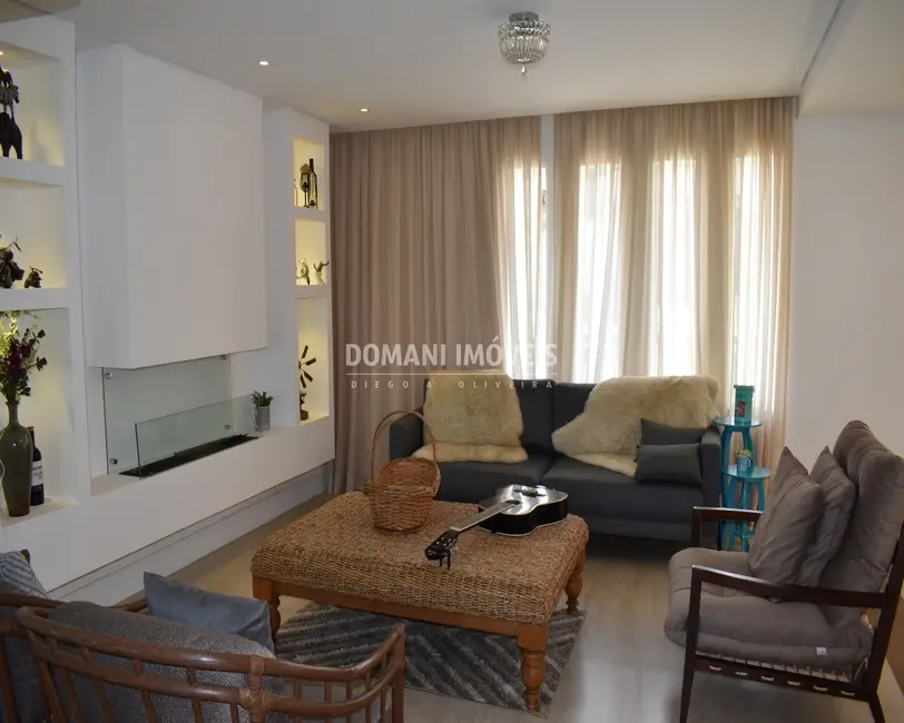 Foto 6 de Casa com 3 quartos à venda e para alugar, 455m2 em Campos Do Jordao - SP