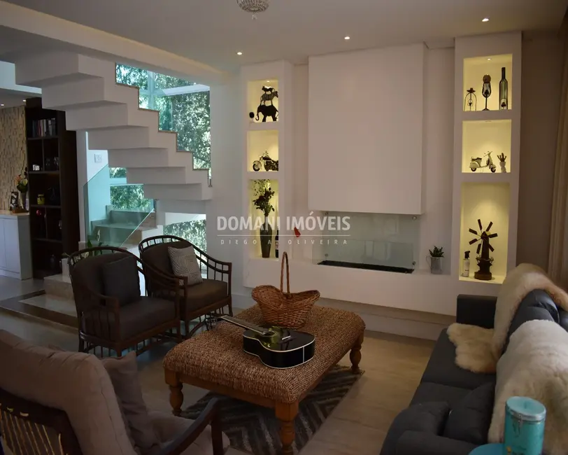 Foto 8 de Casa com 3 quartos à venda e para alugar, 455m2 em Campos Do Jordao - SP