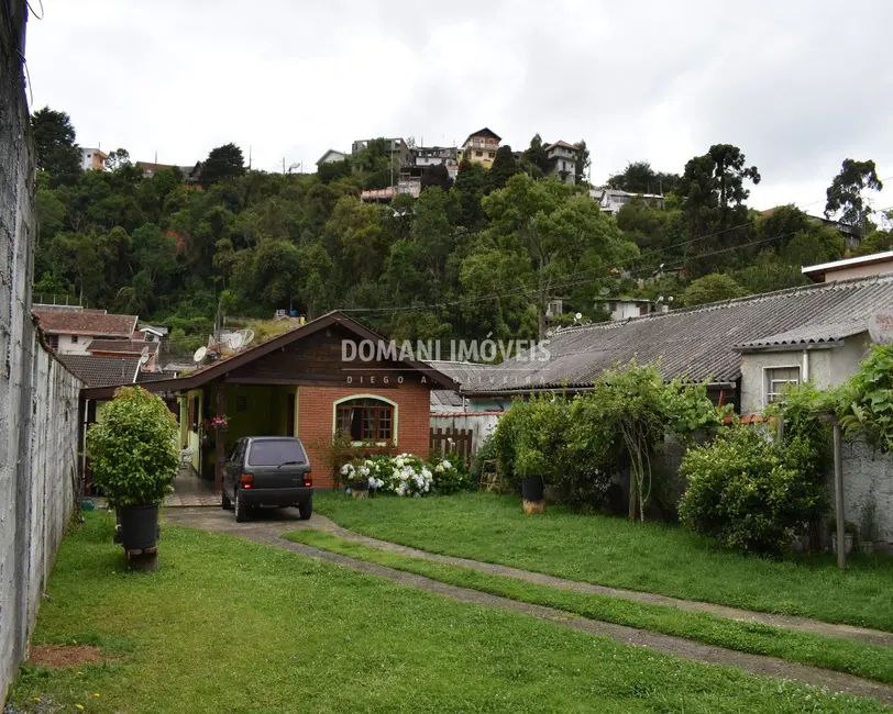 Foto 1 de Casa com 3 quartos à venda, 120m2 em Campos Do Jordao - SP