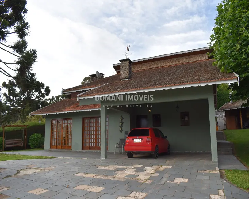 Foto 5 de Casa com 4 quartos à venda e para alugar, 260m2 em Campos Do Jordao - SP