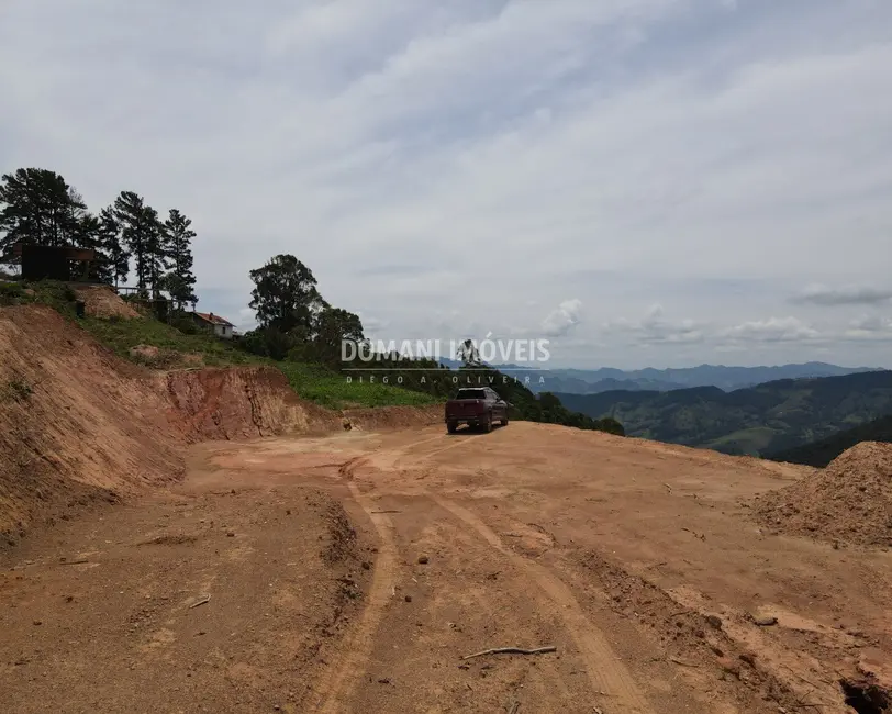 Foto 2 de Terreno / Lote à venda, 2430m2 em Campos Do Jordao - SP