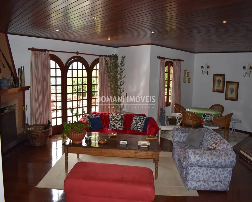 Foto 8 de Casa com 4 quartos à venda e para alugar, 530m2 em Campos Do Jordao - SP