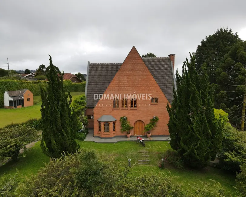 Foto 7 de Casa com 4 quartos à venda e para alugar, 530m2 em Campos Do Jordao - SP