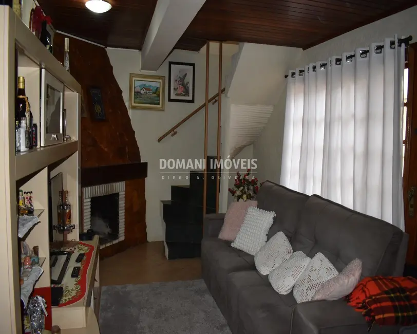 Foto 7 de Casa com 2 quartos à venda, 152m2 em Campos Do Jordao - SP