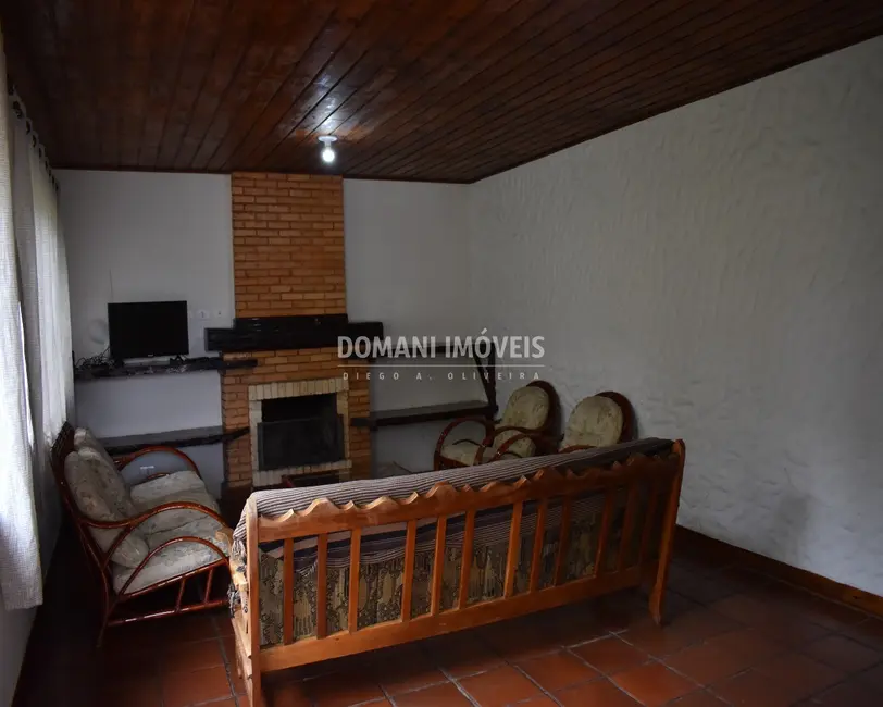 Foto 8 de Casa com 3 quartos à venda, 198m2 em Campos Do Jordao - SP
