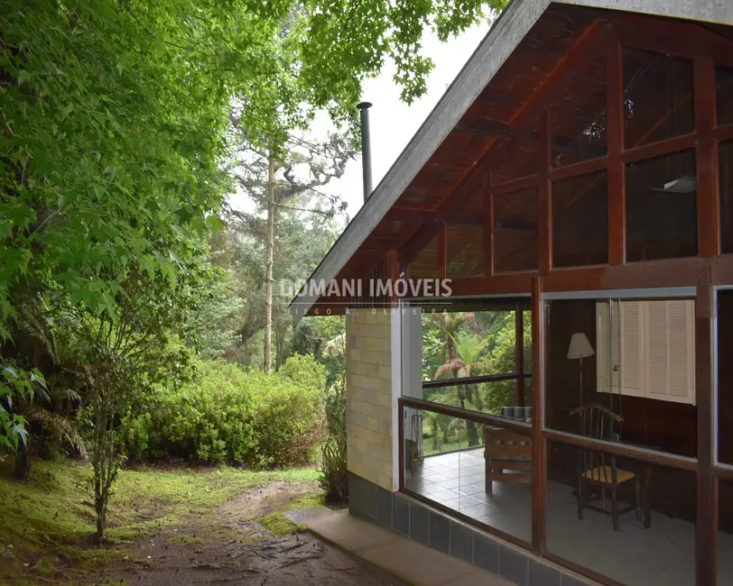 Foto 3 de Casa com 1 quarto à venda, 48m2 em Campos Do Jordao - SP