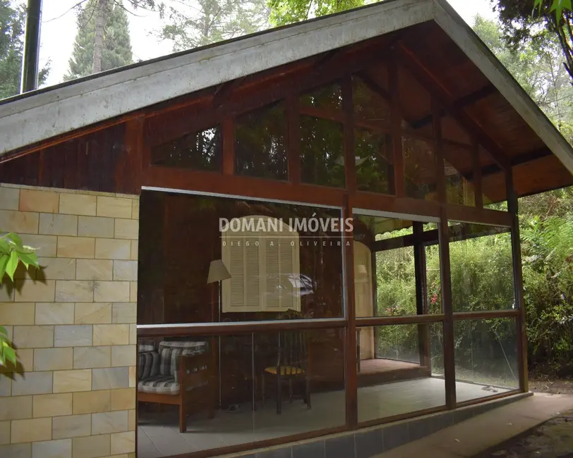 Foto 2 de Casa com 1 quarto à venda, 48m2 em Campos Do Jordao - SP