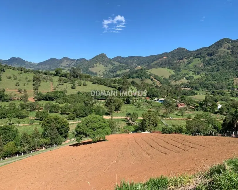 Sítio / Rancho com 4 quartos à venda, 250m2 em Goncalves - MG - imagem 6 Foto 6 de Sítio / Rancho com 4 quartos à venda, 250m2 em Goncalves - MG