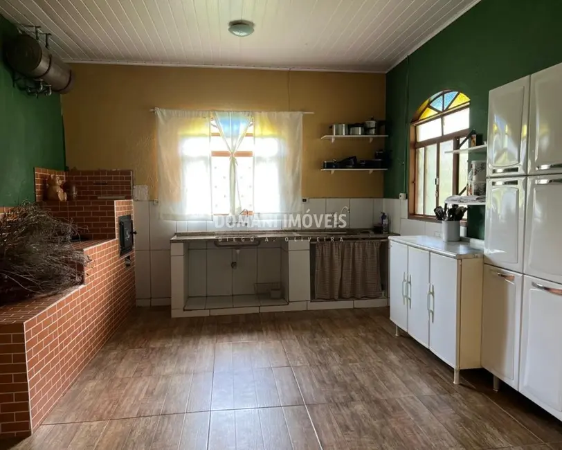 Sítio / Rancho com 4 quartos à venda, 250m2 em Goncalves - MG - imagem 9 Foto 9 de Sítio / Rancho com 4 quartos à venda, 250m2 em Goncalves - MG