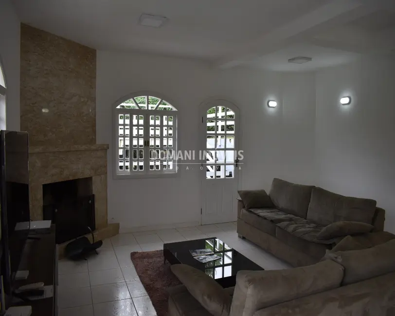 Foto 8 de Casa de Condomínio com 5 quartos à venda, 205m2 em Campos Do Jordao - SP