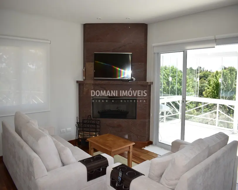 Foto 9 de Casa com 4 quartos à venda, 230m2 em Campos Do Jordao - SP