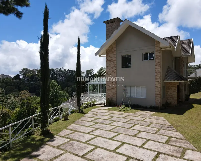 Foto 5 de Casa com 4 quartos à venda, 230m2 em Campos Do Jordao - SP