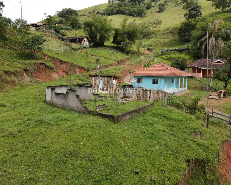 Foto 3 de Sítio / Rancho com 2 quartos à venda, 65m2 em Campos Do Jordao - SP