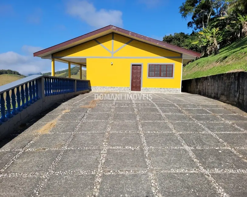 Foto 1 de Casa com 4 quartos à venda, 200m2 em Pindamonhangaba - SP