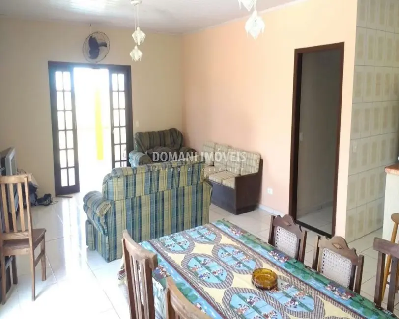 Foto 9 de Casa com 4 quartos à venda, 200m2 em Pindamonhangaba - SP