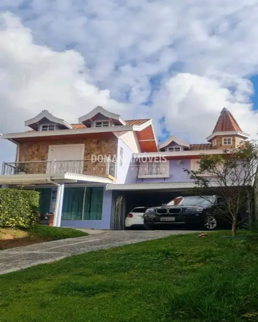 Foto 2 de Casa com 3 quartos à venda, 160m2 em Campos Do Jordao - SP