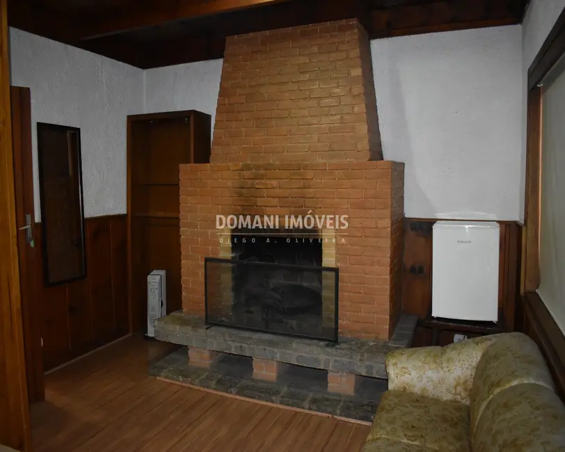 Foto 6 de Casa com 4 quartos à venda, 165m2 em Campos Do Jordao - SP