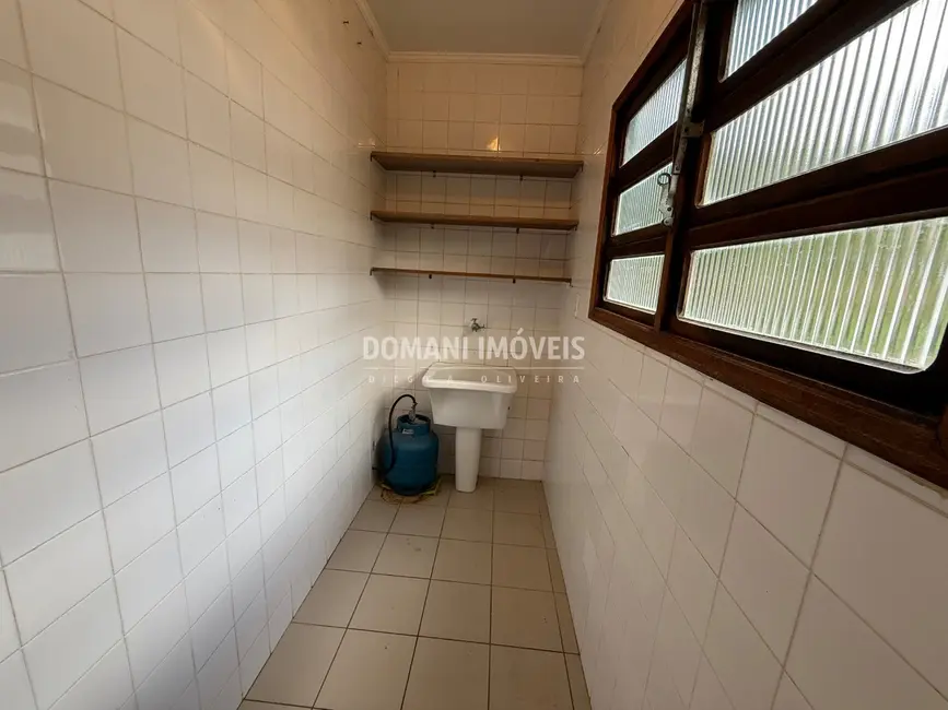 Apartamento com 4 quartos para alugar, 124m2 em Campos Do Jordao - SP - imagem 9 Foto 9 de Apartamento com 4 quartos para alugar, 124m2 em Campos Do Jordao - SP