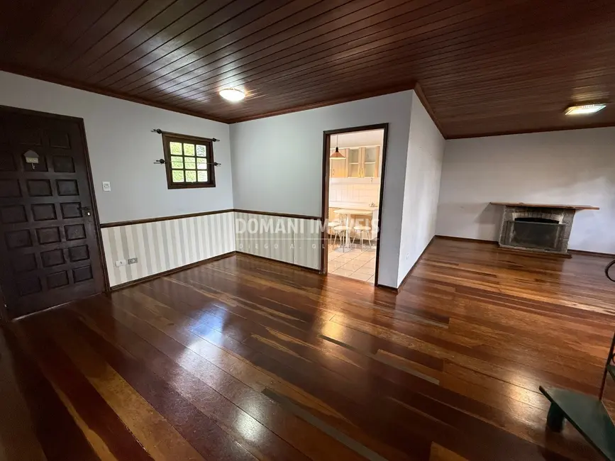 Apartamento com 4 quartos para alugar, 124m2 em Campos Do Jordao - SP - imagem 6 Foto 6 de Apartamento com 4 quartos para alugar, 124m2 em Campos Do Jordao - SP