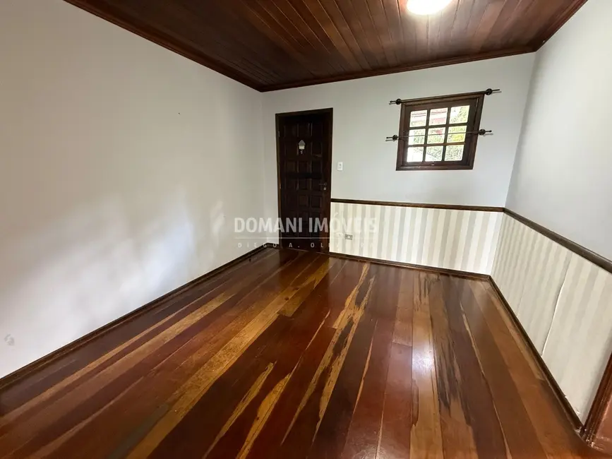 Apartamento com 4 quartos para alugar, 124m2 em Campos Do Jordao - SP - imagem 5 Foto 5 de Apartamento com 4 quartos para alugar, 124m2 em Campos Do Jordao - SP