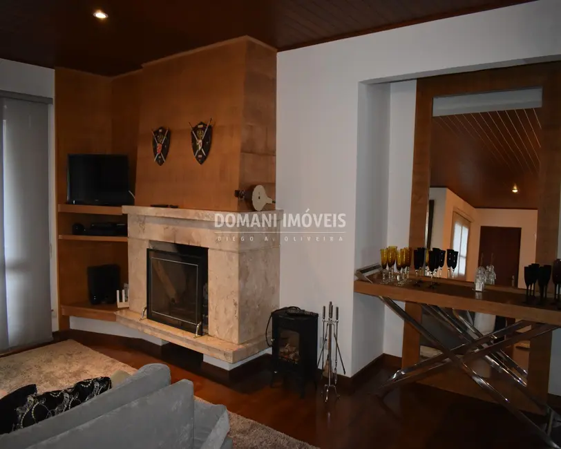 Foto 8 de Apartamento com 3 quartos à venda, 167m2 em Campos Do Jordao - SP